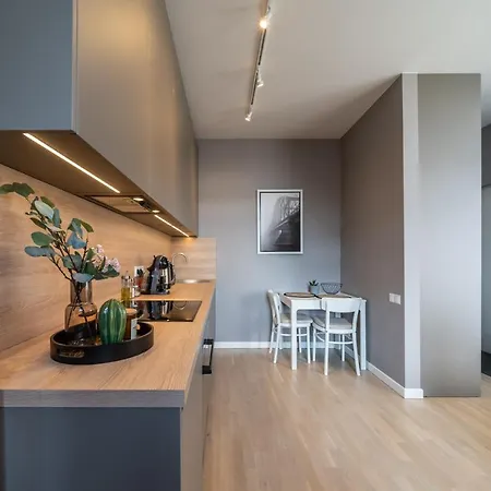 Cozy & Stylish - Great For Short Trips Riga