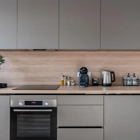 Cozy & Stylish - Great For Short Trips Riga