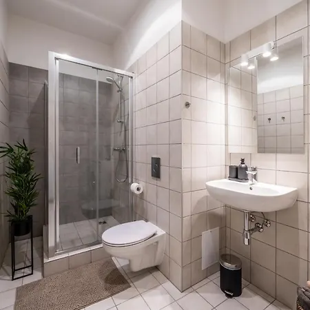 Cozy & Stylish - Great For Short Trips *